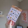 Stickervel met meerdere geïllustreerde stickers voor het journallen. De stickers zijn girly, meisjesachtig en cute.