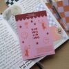 Stickervel met meerdere geïllustreerde stickers voor het journallen. De stickers zijn girly, meisjesachtig en cute.