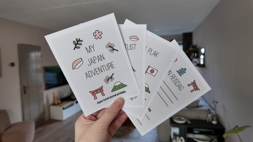 Foto van de Japan Travel Journal Kit met vier illustraties voor een travel journal voor iemand die naar Japan gaat.