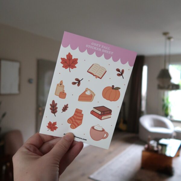 Stickervellen met illustraties in het herfst thema.