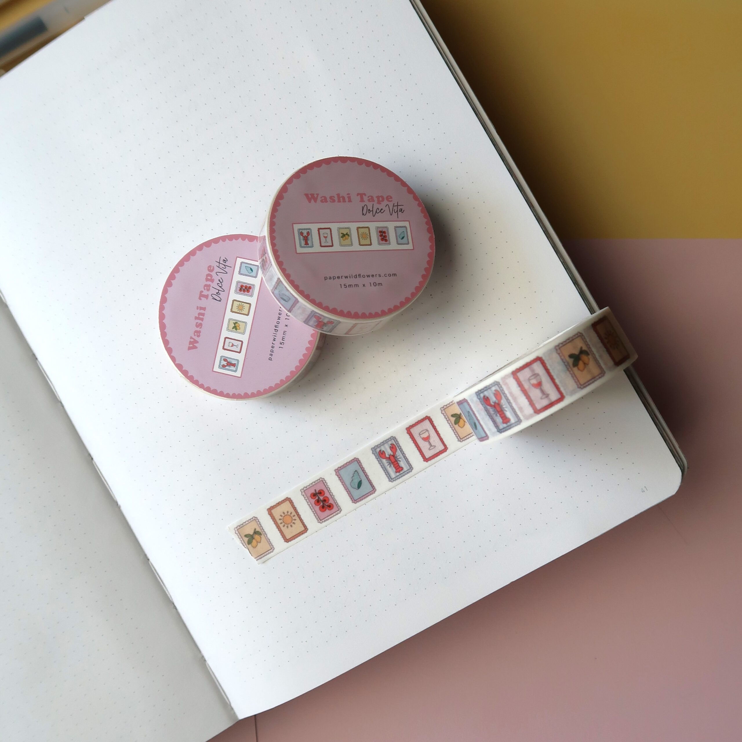 Foto van de washi tapes in een journal geplakt.
